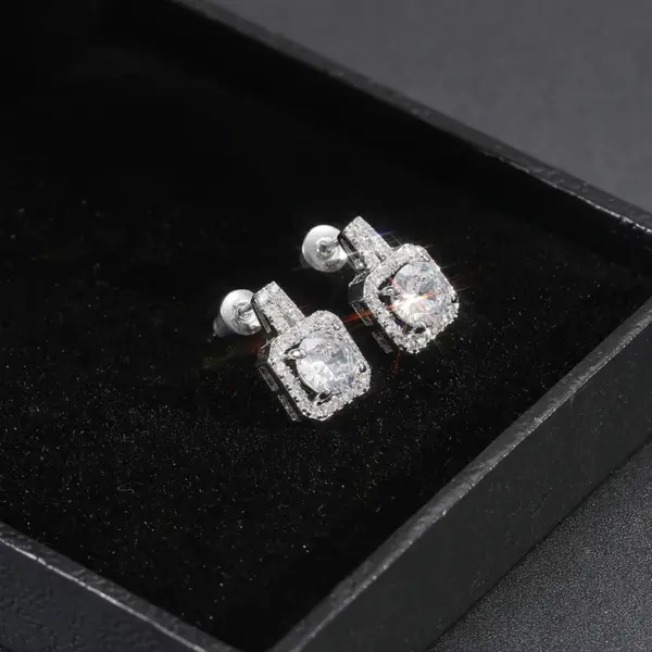 Wholesale Simple Square Full Of Zircon Platinum Plated Copper Stud Earrings Jewelry