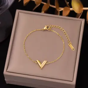 ARC V Bracelet 568