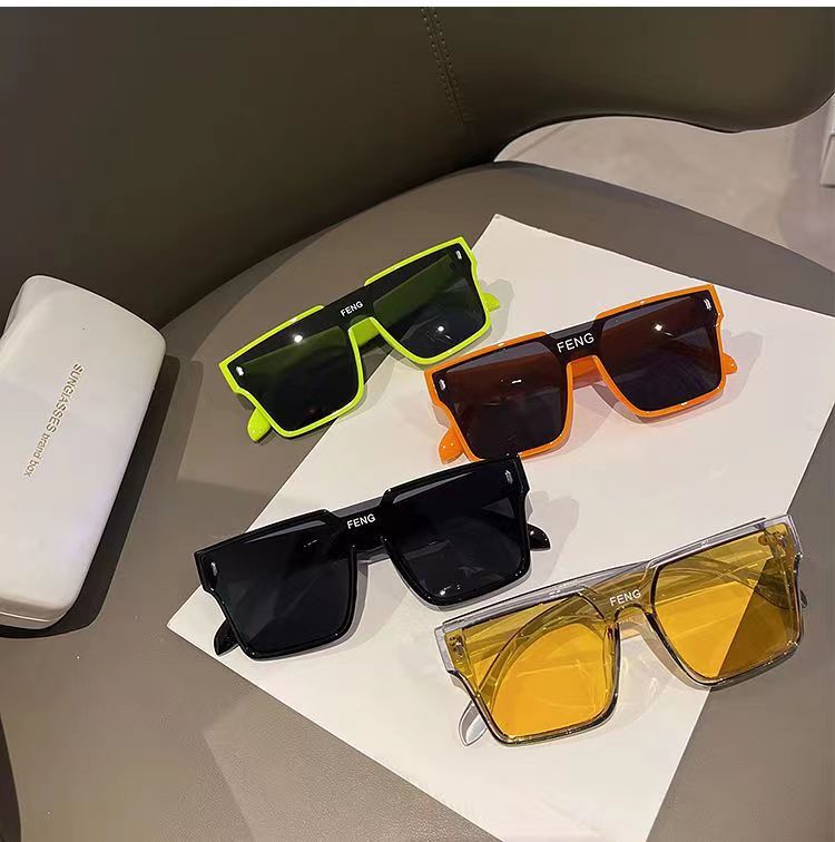 Wholesale 2023 New Personalized Sunglasses Internet Celebrities Same Style Men's and Women's Large Frame Sunglasses Anti-Uv Fashion Trend Glasses