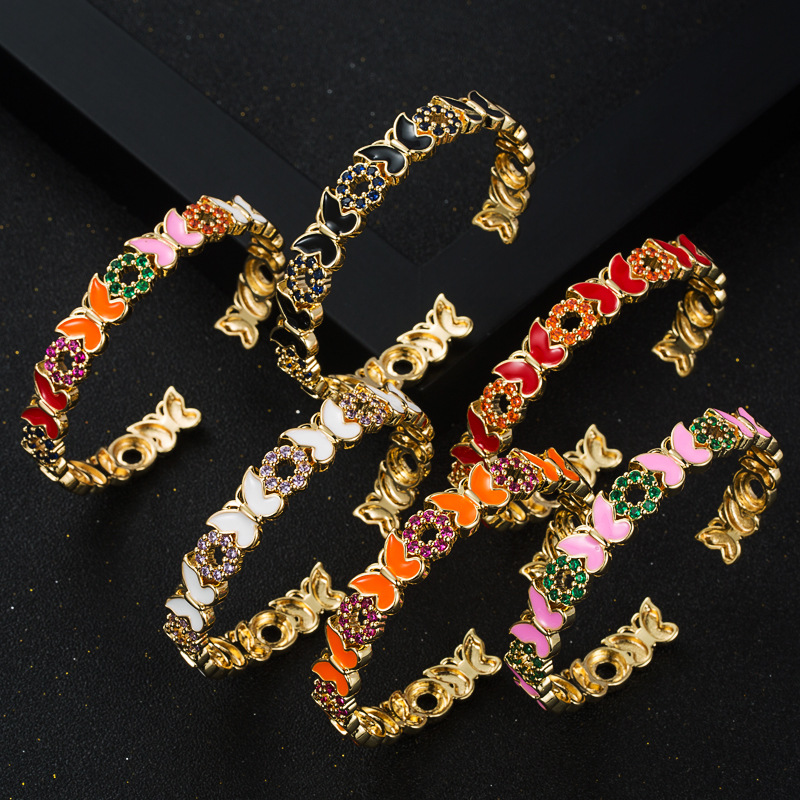 Wholesale European and American Fashion Internet pular Copper Gold Plated Oil opping Butterfly Bracelet Advanced Sense Opening Exquisite Bracelet Aess