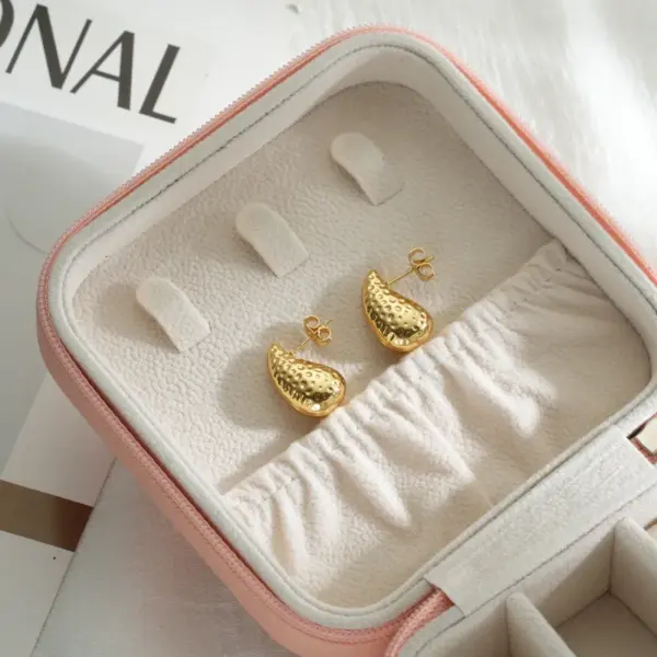304 Stainless Steel Water oplets Waves Vacuum Plating Stone-Free 18K Real Gold Plated 18K Gold Simple Style Classic Style Waterproof Non Tarnish Plating Yellow Ear Studs