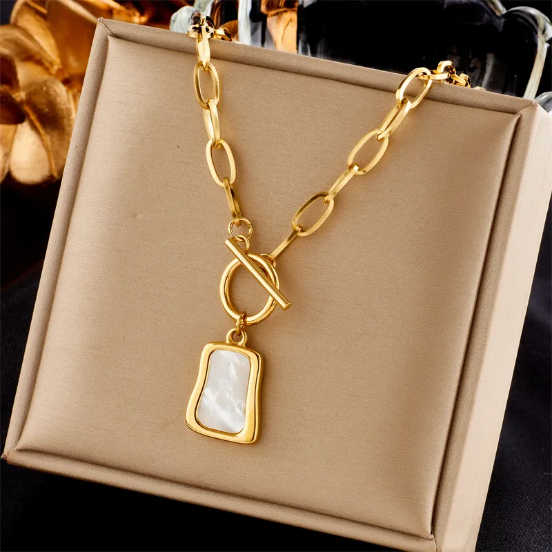 Wholesale PVD Coated 18K Gold Plated Square 304 Stainless Steel Korean Style Waterproof Non Tarnish 304 Stainless Steel Necklace