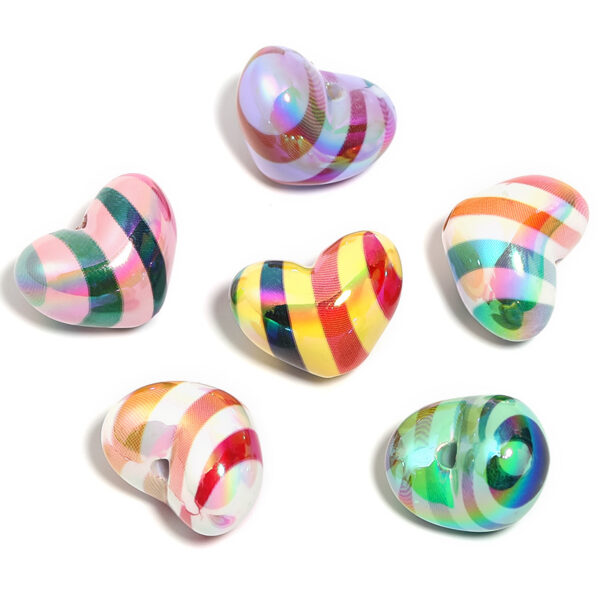Wholesale Rainbow Striped Love Heart Beaded Acrylic Peach Heart Vertical Hole Beads DIY Mobile Phone Chain Keychain Small Accessories Beads