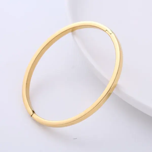 Wholesale Simple Style Solid Color 304 Stainless Steel 18K Gold Plated No Inlaid Stainless Steel Bracelets In Bulk