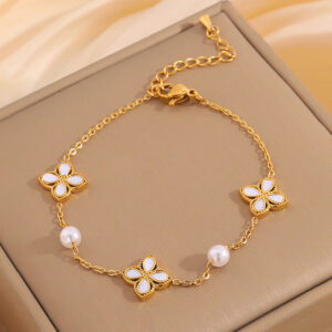 White pearl full diamond clover bracelet