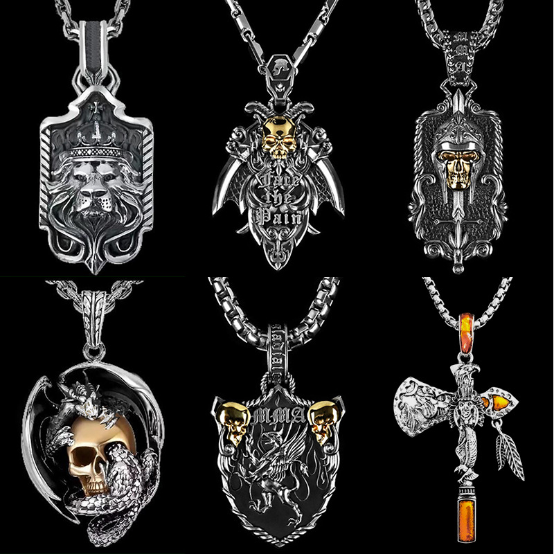 Wholesale European and American cross-border jewelry retro domineering Crown tag necklace men's punk trend fashion Pattern Modeling necklace