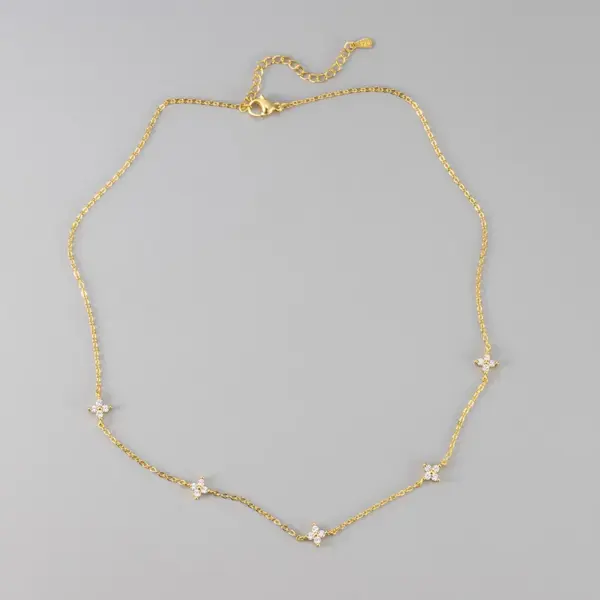 Wholesale Four-leaf Clover Gypsophila Necklace Foreign Trade Hot-selling Explosive Temperament Daily Commute All-match Clavicle Chain