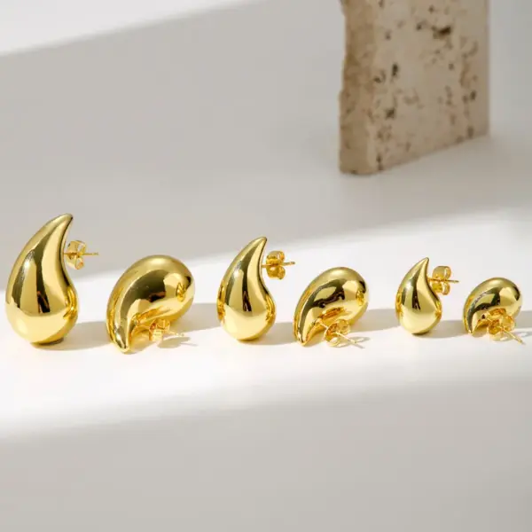 1 Pair Simple Style Water Droplets Copper Ear Studs