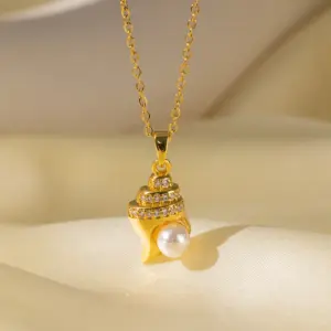 [8123] Pearl Conch Necklace / Gold
