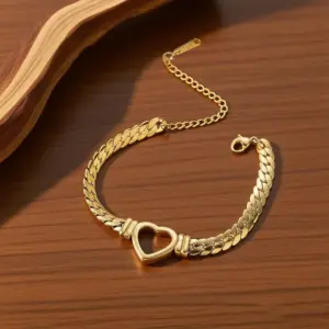 S064-Hollow Heart Bracelet- Gold