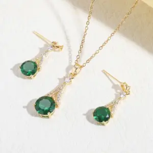 Set A15 (Two-piece Set Gold )