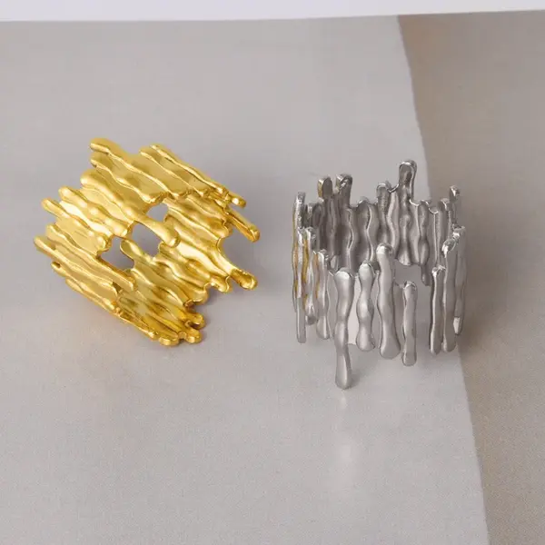 Wholesale Ion Plating (IP) Real Gold Plated 18K Gold Geometric 304 Stainless Steel Elegant Simple Style Streetwear Waterproof Non Tarnish Open Rings