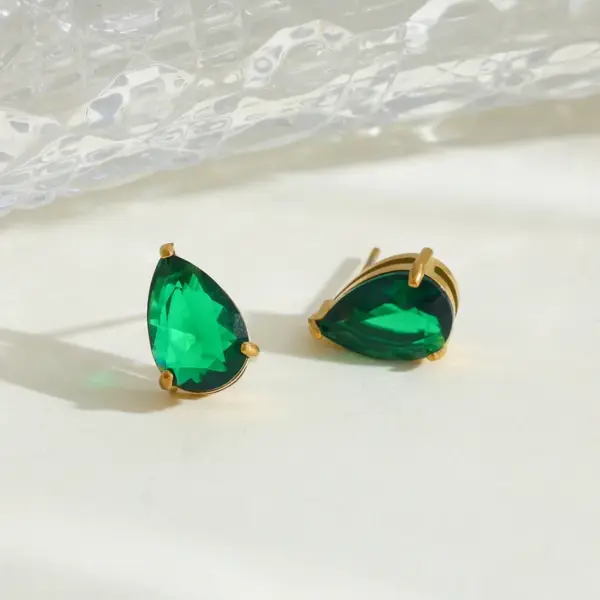 Wholesale 18K Gold Plated 304 Stainless Steel Vacuum Electroplating (In Furnace) Water Drop Zircon Earrings For Women