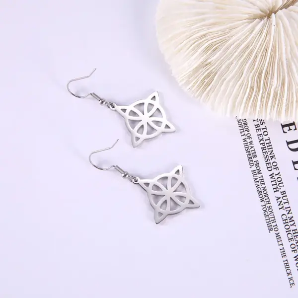 Stainless Steel Iron Symbol Simple Style Hollow Out Silver Ear Hook