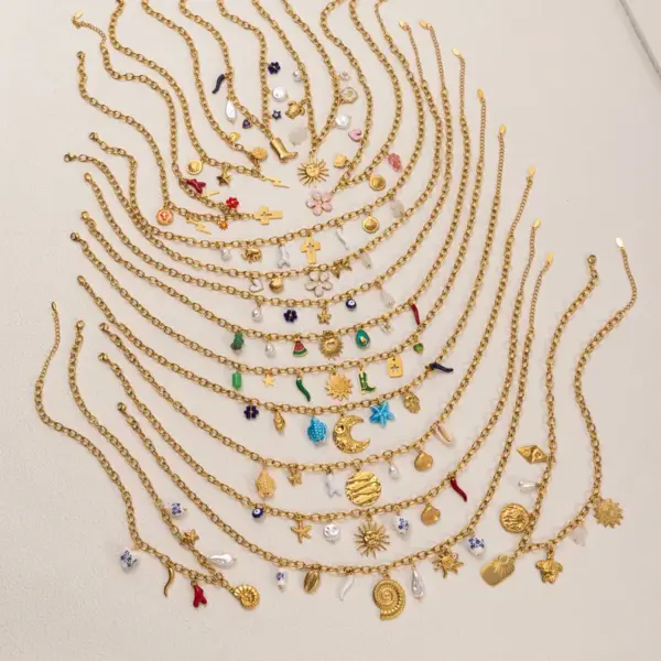 Wholesale 304 Stainless Steel Irregular Vacuum Plating Zircon 18K Gold Plated Marine Style O Subchain Figaro Chain Lobster Trigger Clasp Closure Multi Charms Necklace