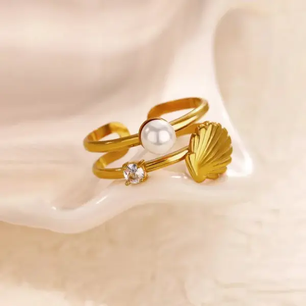 Wholesale PVD Coated Real Gold Plated Starfish Shell 304 Stainless Steel Elegant Lady Waterproof Non Tarnish Open Rings