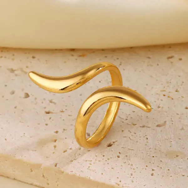 Wholesale PVD Coated 18K Gold Plated Lines 304 Stainless Steel IG Style Simple Style Waterproof Non Tarnish Open Rings