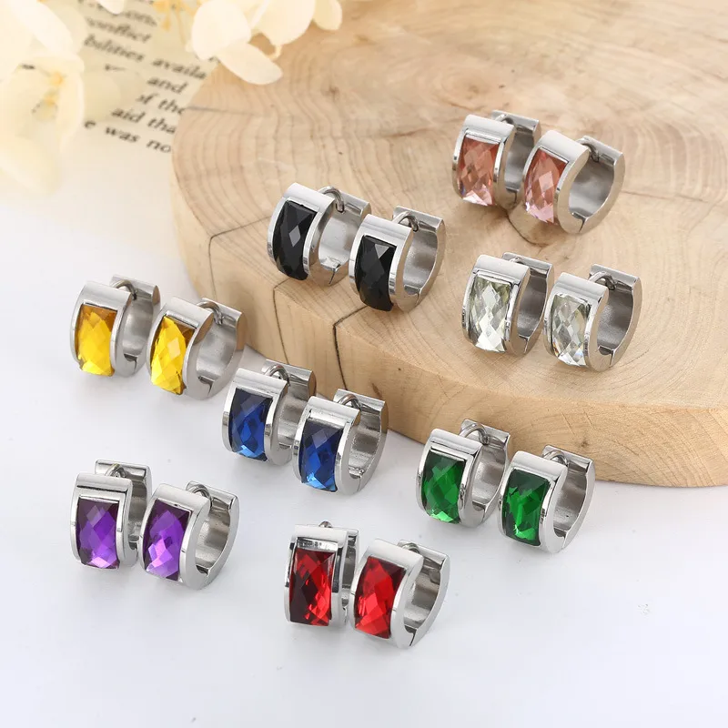 Wholesale PVD Coated 18K Gold Plated U Shape Titanium Steel Simple Style Waterproof Non Tarnish Earrings