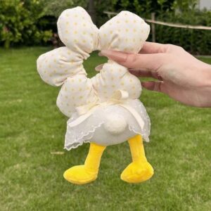 Butt style-yellow polka dots