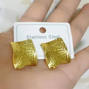Gold Earrings078 / 18k