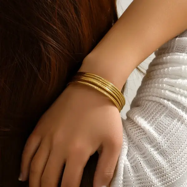 Glam Simple Style Circle 201 Stainless Steel Bangle In Bulk