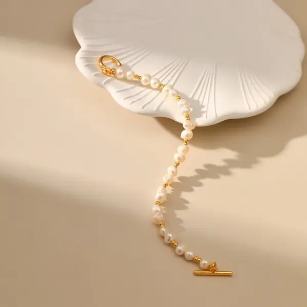 Vintage Style Geometric Freshwater Pearl Copper Plating 18k Gold Plated Bracelets