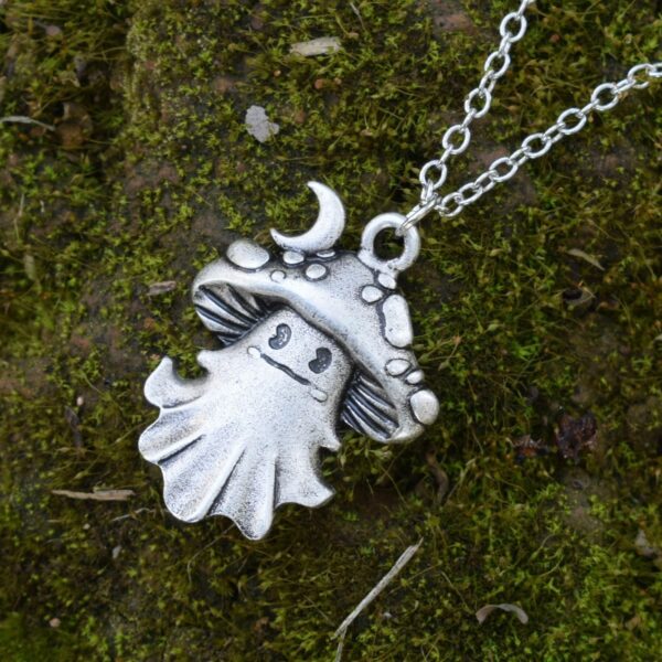 oly-9eb86984ec95882ff7d5735958cd2623 Wholesale Creative Retro Style Retro Magic Moon Grilled Mushroom Pendant Women Cute Cute Party Bodhi Necklace