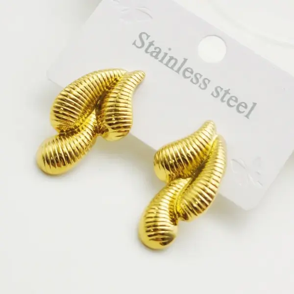 Wholesale 304 Stainless Steel Paisley Water Droplets Electroplating 18K Gold Plated Golden Plated Elegant Waterproof Non Tarnish Gold Ear Studs