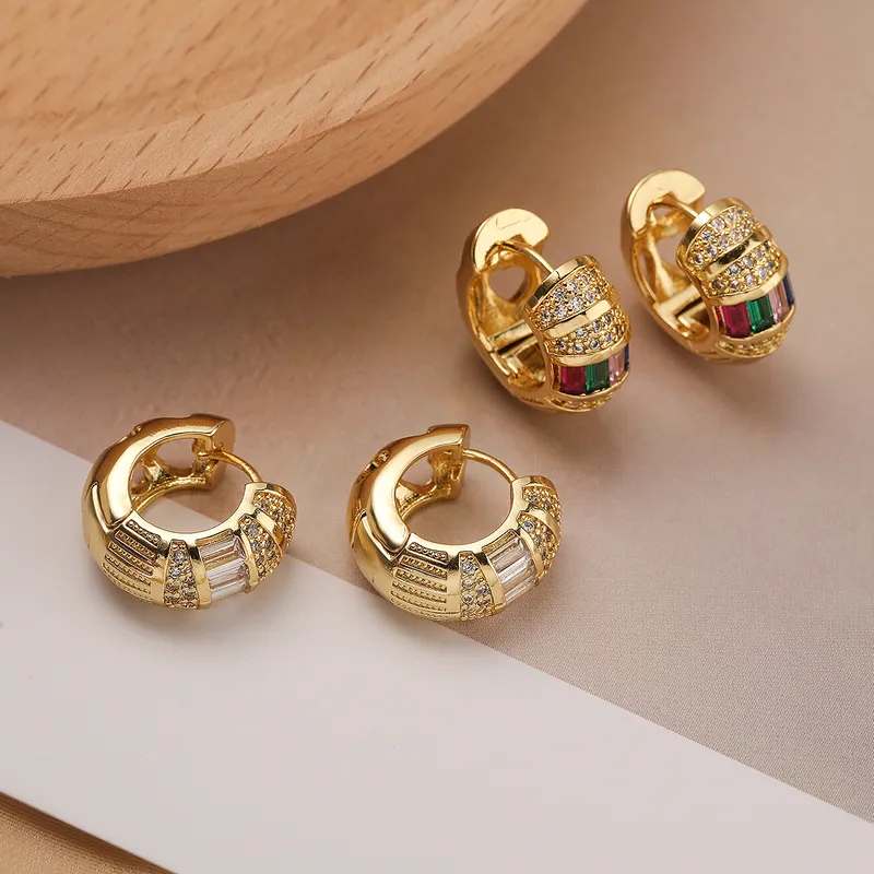 Wholesale 1 Pair Simple Style Commute Round Plating Inlay Copper Zircon 18k Gold Plated Hoop Earrings