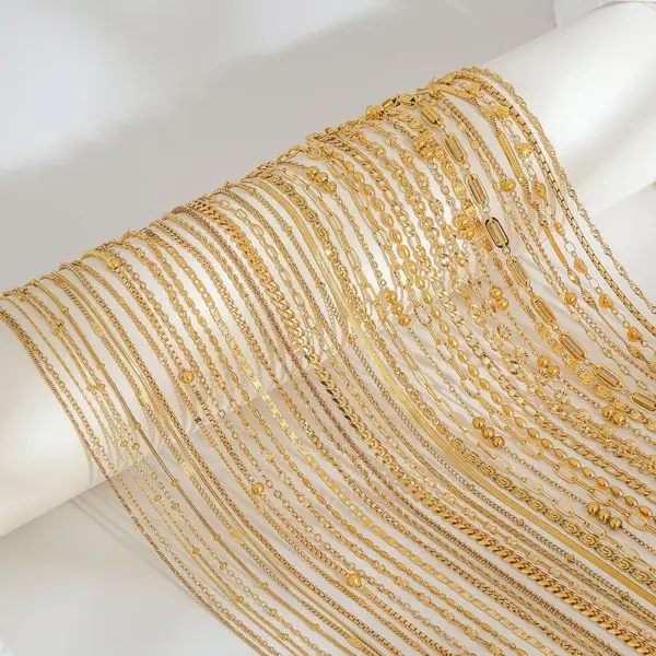 Elegant Simple Titanium Steel Basic Box Chain Jewelry Stainless Steel Plated 18K Blade Chain Necklace For Women Casual Love Pattern