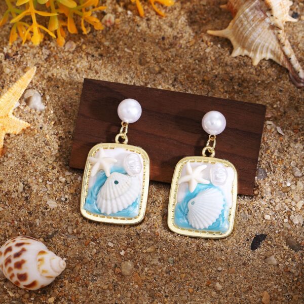 Wholesale French-Style Mori Monet Garden Light Luxury High-End Earrings for Women, Elegant and Sweet Fresh Floral Shell Holiday Earrings