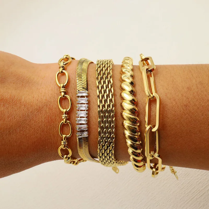 Wholesale PVD Coated Real Gold Plated Solid Color 304 Stainless Steel Fashion Waterproof Non Tarnish 304 Stainless Steel Bracelets