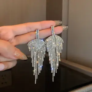 14# Silver Needle. Silver Leaves