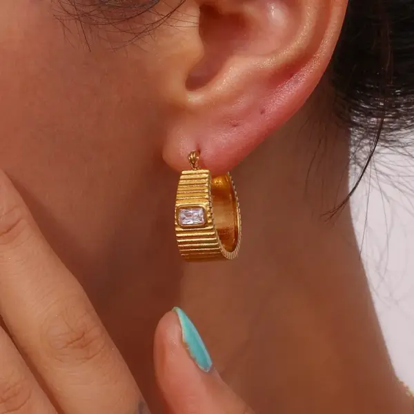 304 Stainless Steel U Shape Semicircle Stripe PVD Coated Rhinestones 18K Real Gold Plated 18K Gold Vintage Style Classic Style Waterproof Non Tarnish Enamel Plating Colorful White Gold Earrings