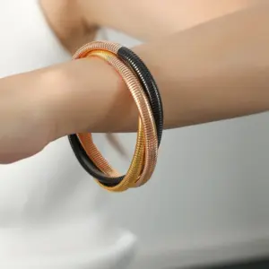 Z010-Gold Black Steel Color Matching Fine Bracelet