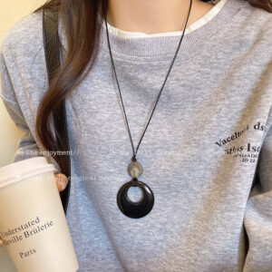 X1628 black