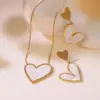Wholesale 304 Stainless Steel Plastic Heart Shape Ion Plating (IP) Acrylic 18K Gold Plated Elegant Sweet Waterproof Non Tarnish Inlay White Gold Black Earrings Necklace Jewelry Set
