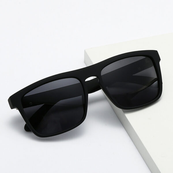 Wholesale New European and American polarized sunglasses cross-border colorful fashion sunglasses outdoor riding fishing sports glasses