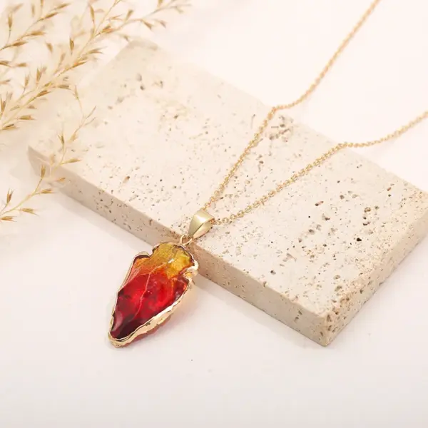Wholesale Novelty Water Droplets Natural Stone Crystal Plating Inlay Natural Stone Gold Plated Pendant Necklace