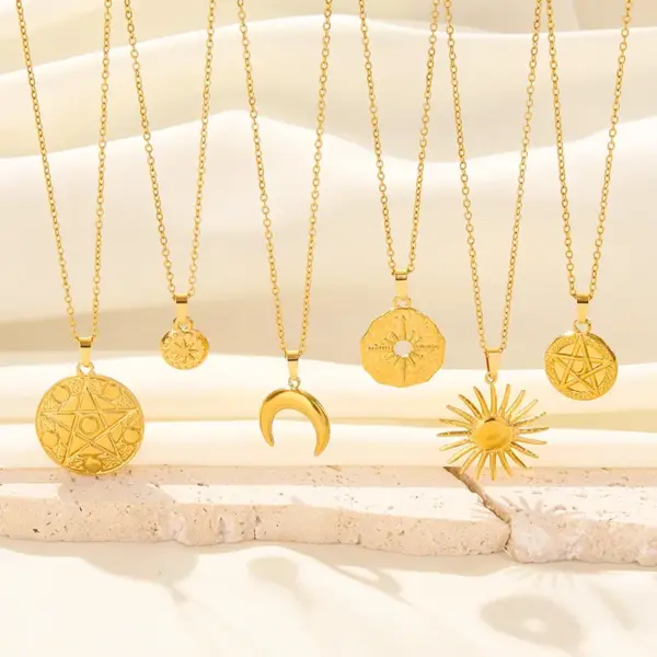 Wholesale PVD Coated Real Gold Plated Sun Star Moon 304 Stainless Steel Casual Simple Style Waterproof Non Tarnish 304 Stainless Steel Pendant Necklace