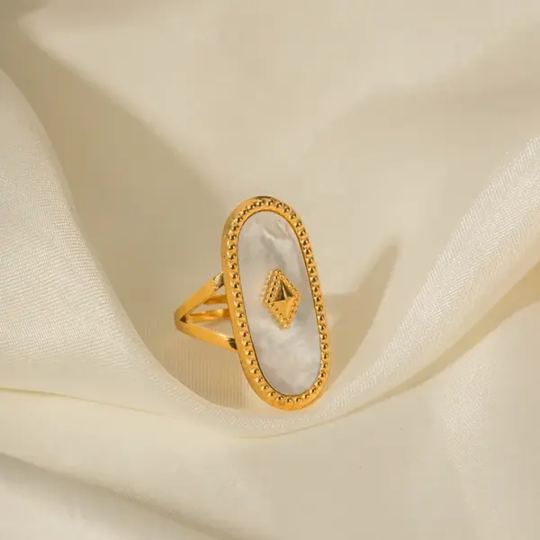 Wholesale 304 Stainless Steel Oval PVD Coated Natural Stone 18K Gold Plated Real Gold Plated INS Style Simple Style Waterproof Non Tarnish Plating Inlay Gold Rings