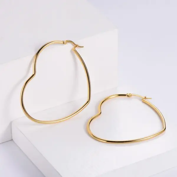 Wholesale PVD Coated Imitation Gold U Shape 304 Stainless Steel Simple Style Waterproof Non Tarnish Earrings