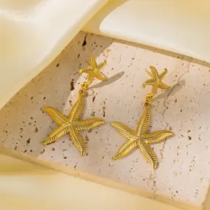 Qyg89 Starfish Earrings / Gold