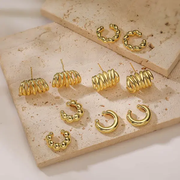 1 Pair Casual Vintage Style Twist Plating Braid Copper 18k Gold Plated Ear Cus