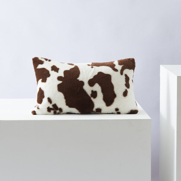 Wholesale new cow flower plush design double-sided pillow cover a generation of hair home sofa cushion cover without core