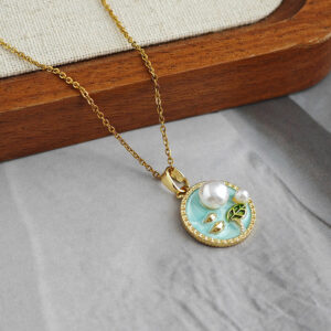 Round pearl necklace-blue