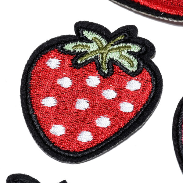 oly-a03a146e919847f58151b185ea548ab3 Wholesale Ft flower strawberry pineapple embroidery patch