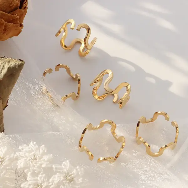 Wholesale PVD Coated Real Gold Plated 18K Gold Geometric 304 Stainless Steel Fashion Waterproof Non Tarnish