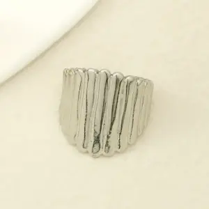 Wide Vertical Striped Open Ring-Steel Color