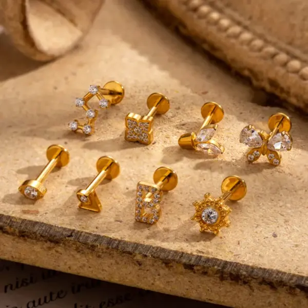 1 Piece Ear Cartilage Rings & Studs Simple Style Korean Style Flower Butterfly Pure Titanium Plating Inlay Zircon